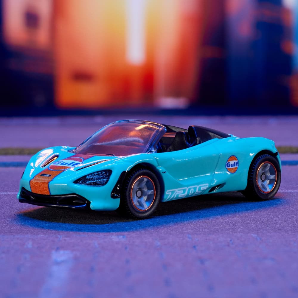 Matchbox Collectors McLaren 720S Spider - Gulf Powder Blue