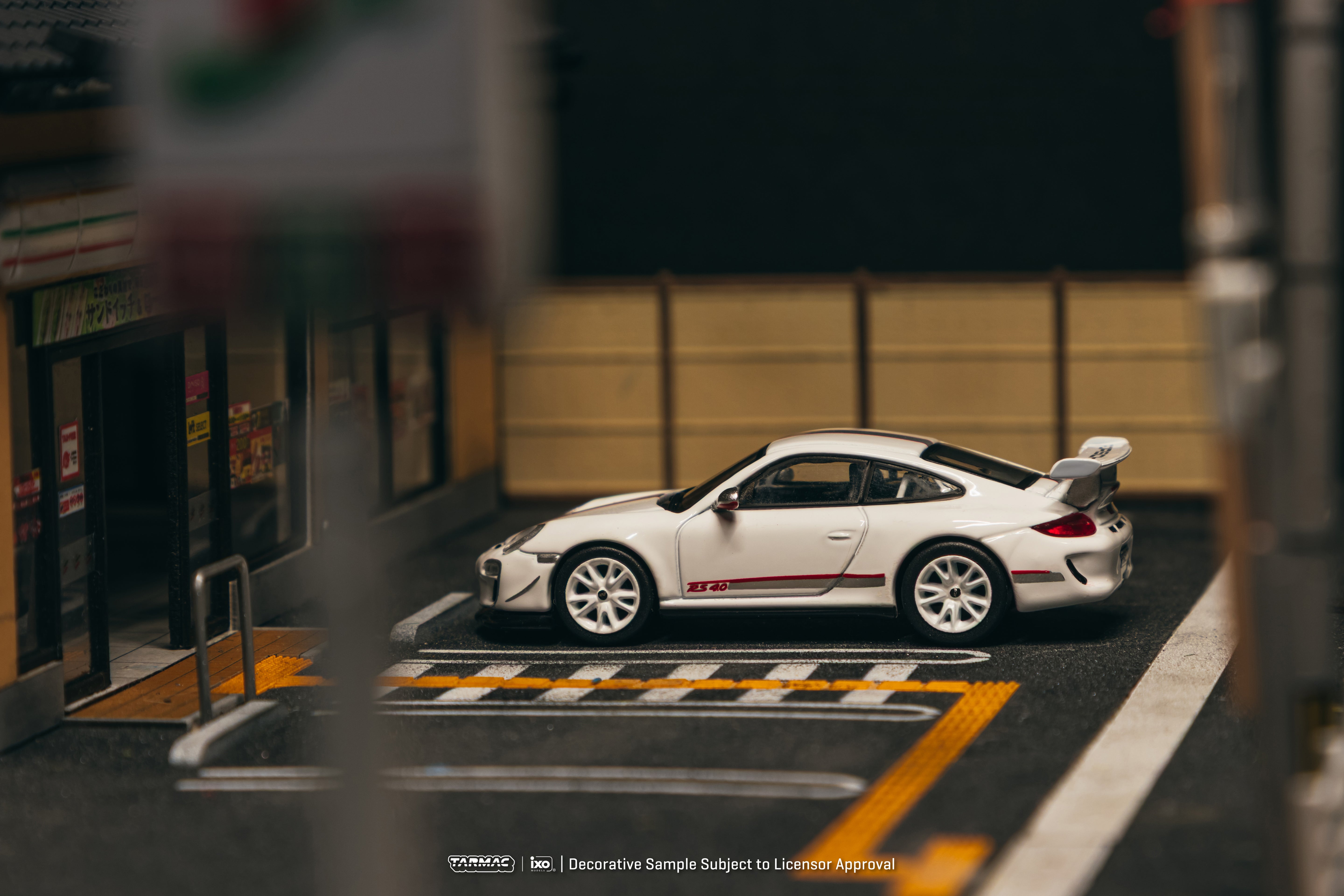 Tarmac Works Global64 — Porsche 911 GT3 RS 4.0 (997.2) White
