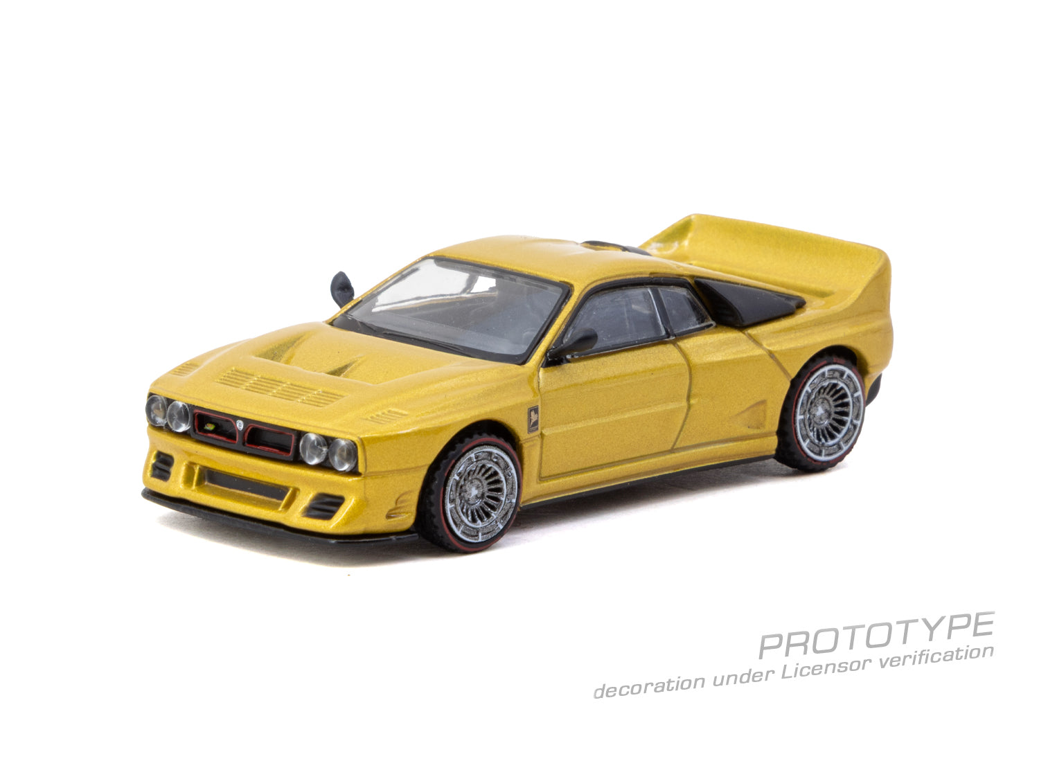 Tarmac Works Global64 — Kimera EVO38 (Gold)