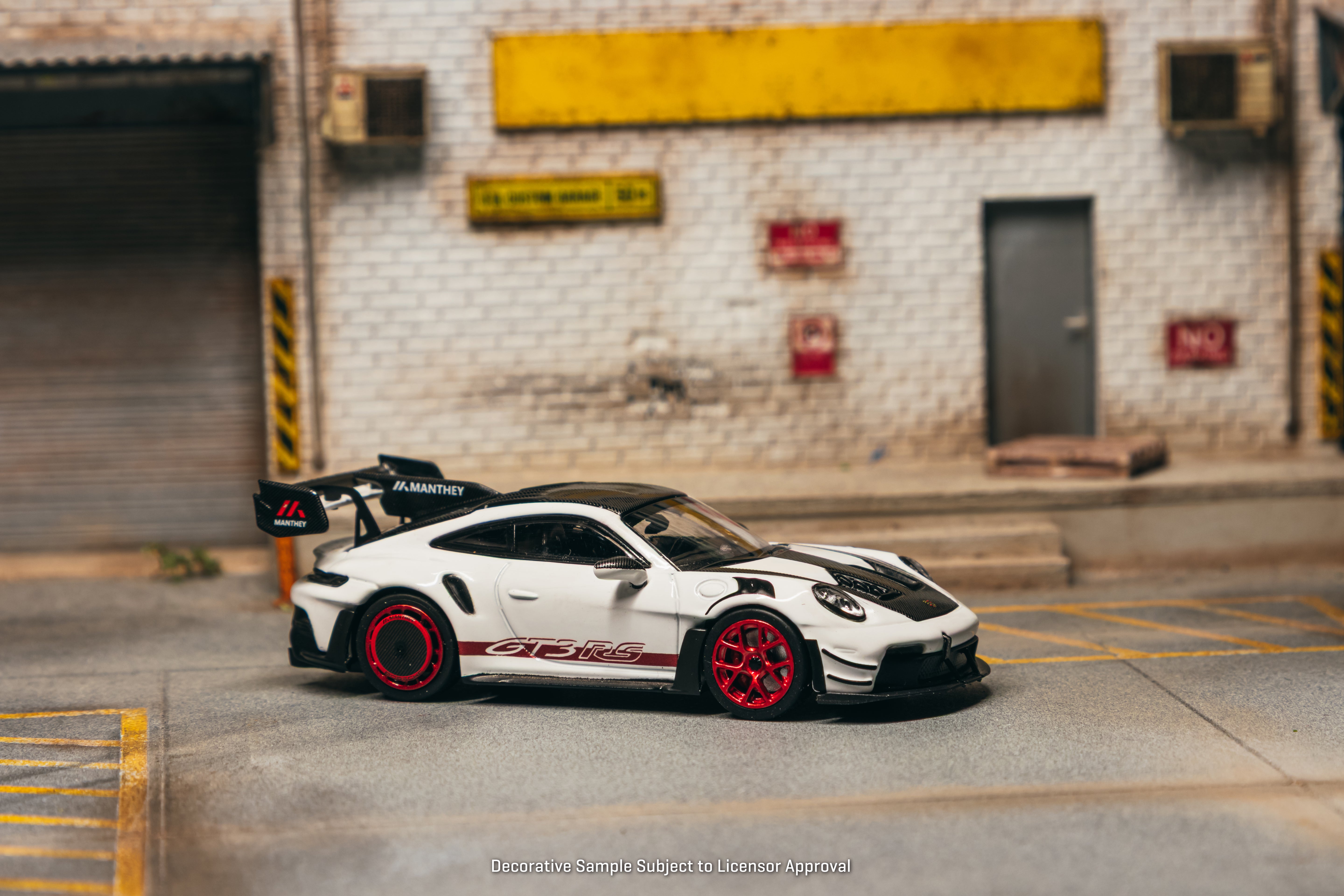 Tarmac Works Minichamps64 — Porsche 992.1 GT3 RS Manthey Racing (White/Red)