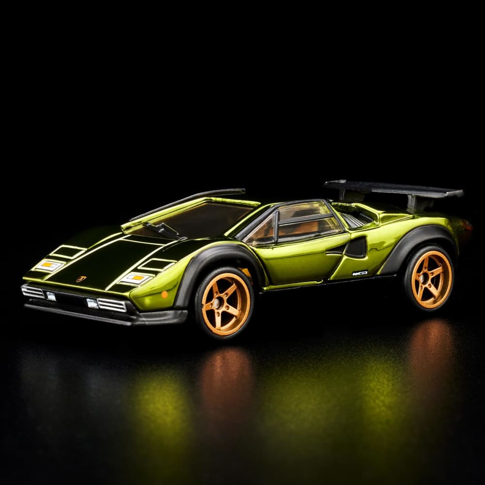 Hot Wheels RLC Exclusive '82 Lamborghini Countach LP 500 S Spectraflame Olive HGW20