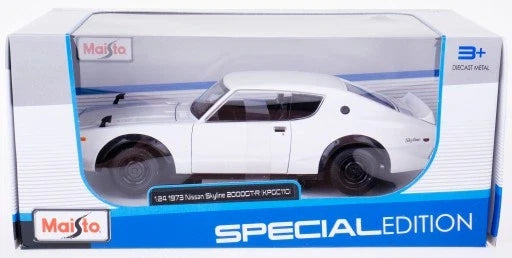 Nissan Skyline KPGC110 2000GT White (Maisto 1:24)