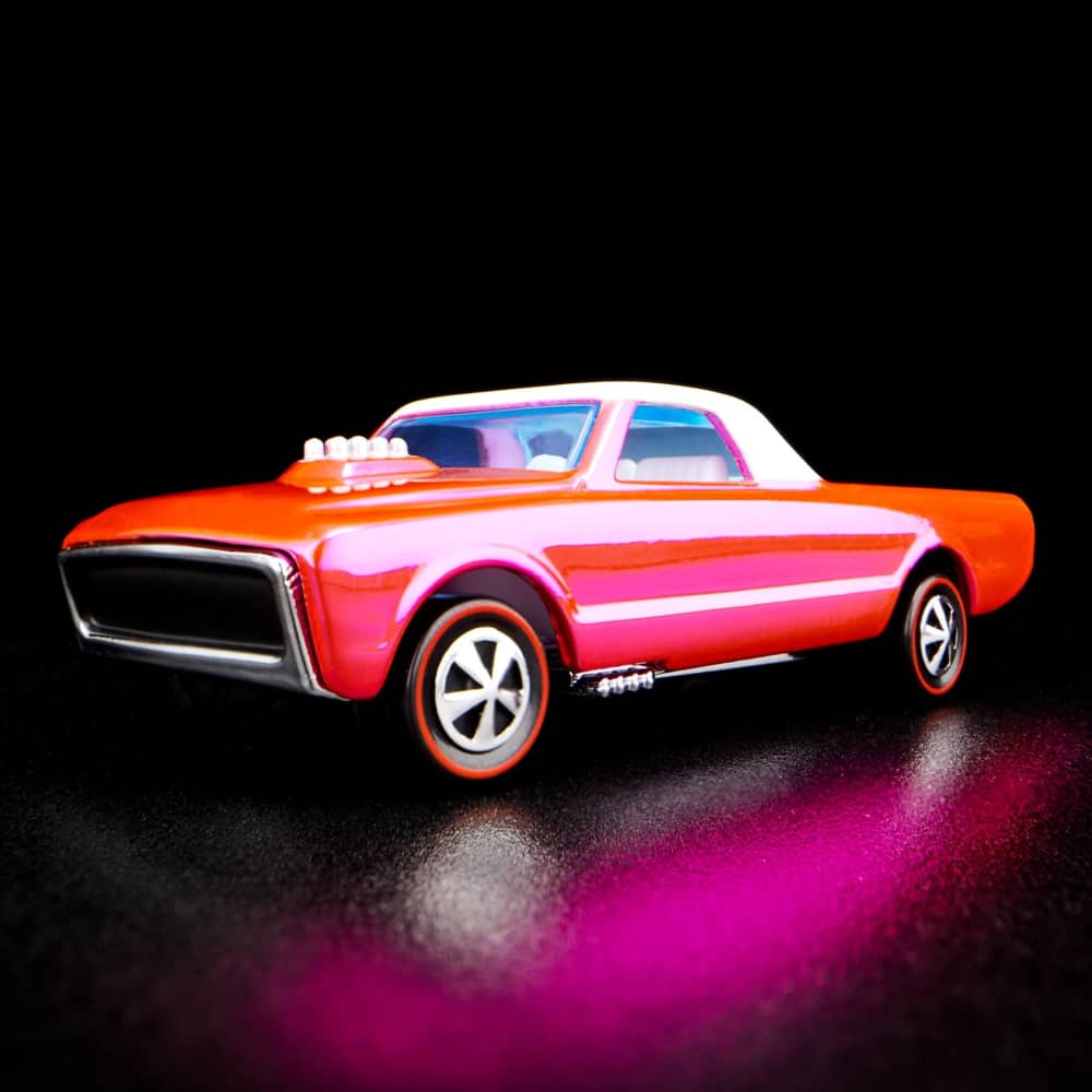 Hot Wheels RLC 2022 Pink Editions Custom Fleetside HGK70